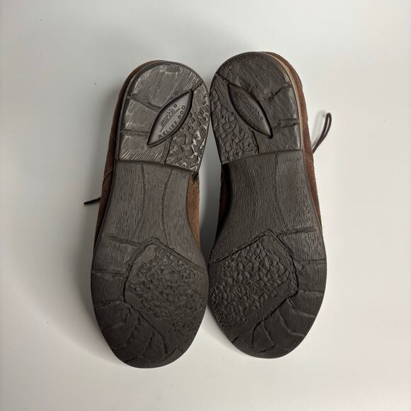 Earth Shoes Boone Suede Ankle Booties in Bark - Picture 8 of 9